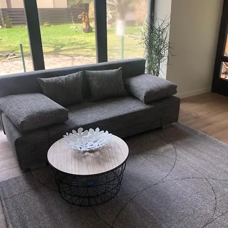 Jura Uz Lango Apartment *