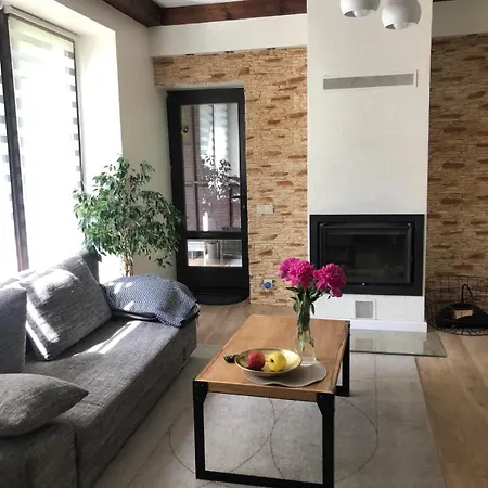 Jura Uz Lango بالانغا