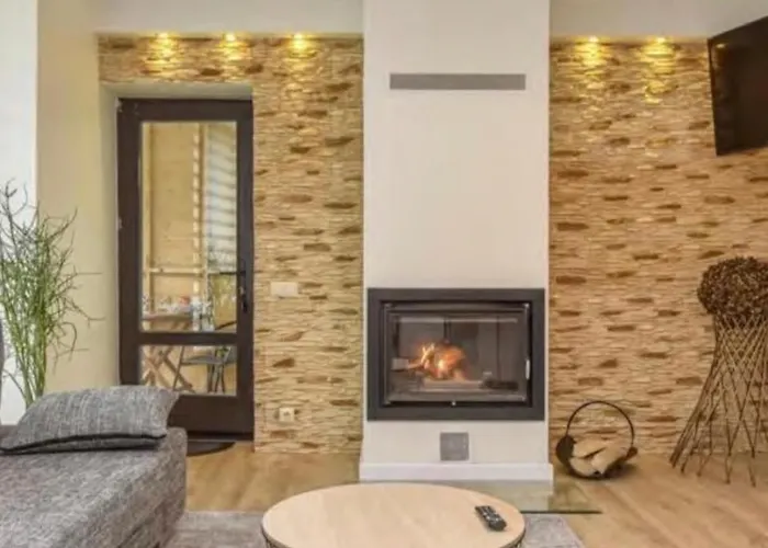 Jura Uz Lango * パランガ